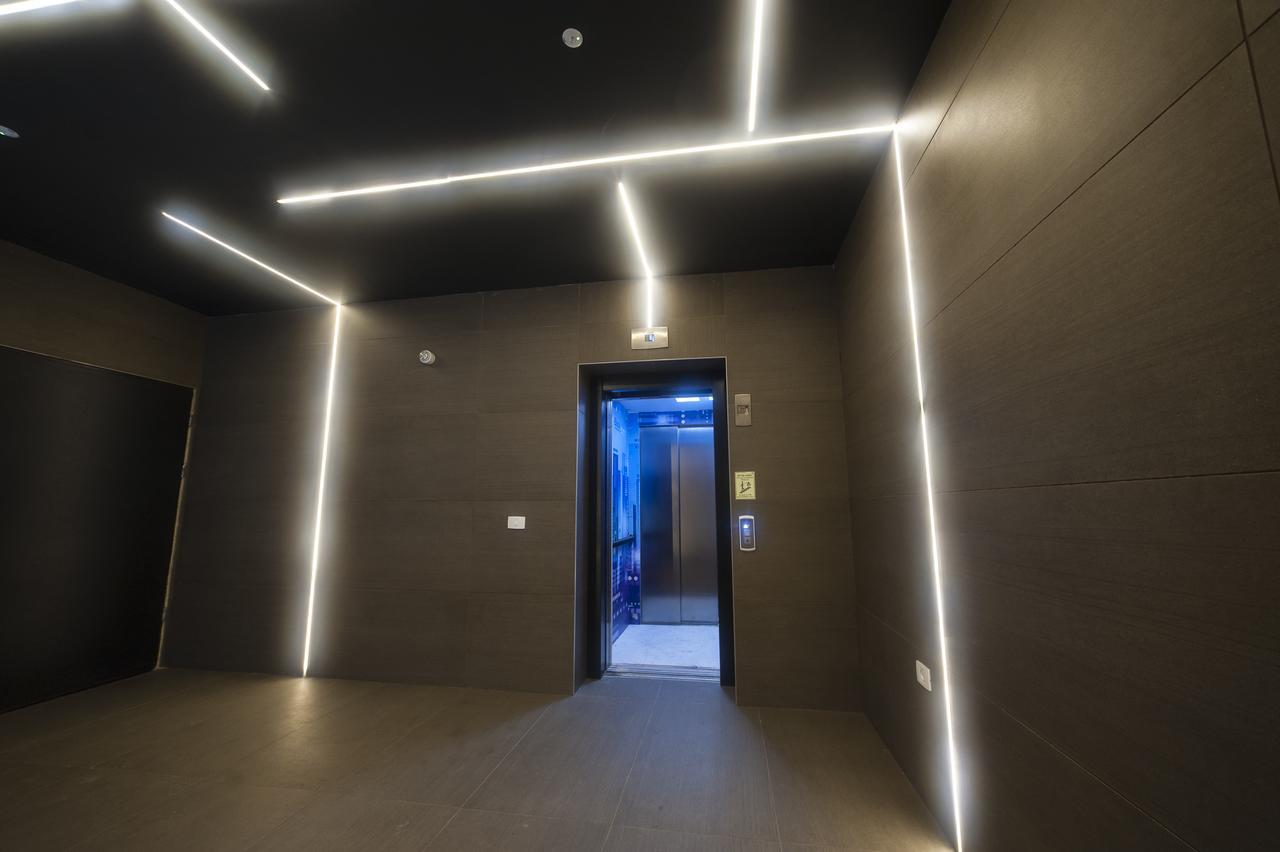 تل أبيب Luxury 2 Bedrooms Apartments Rothschild + Balcony المظهر الخارجي الصورة